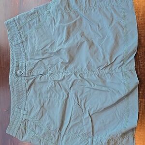 Eddie Bauer Women's Teal Skort